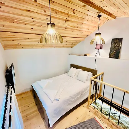 Balloon Boutique House