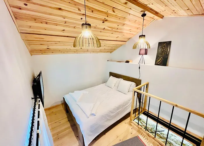 Balloon Boutique House