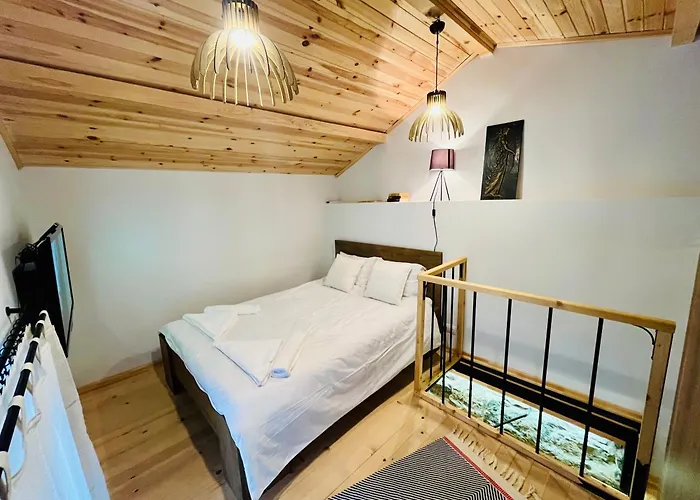 Balloon Boutique House